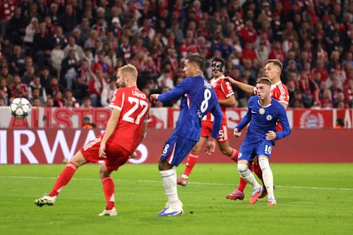 Kane-dobbel knuser Chelsea – Bayern dominerer